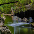 Izvorul_Bigar,_the_Weeping_Waterfall_of_Romania.jpg