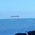 floating_ship_illusion_2.jpg
