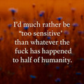 HM9XMkGawAAdx0N.jpg